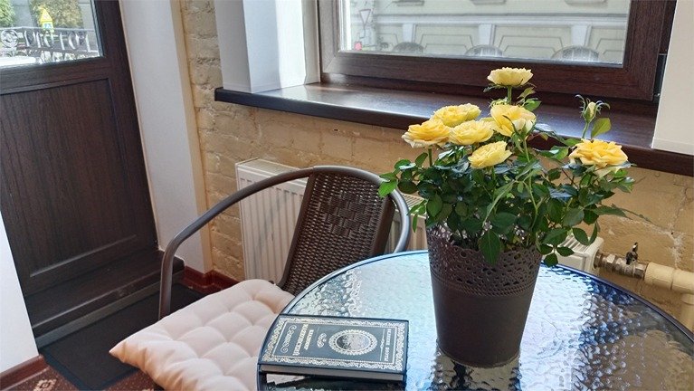 Апартаменты 3-местный 2-комнатный (с балконом и ванной)