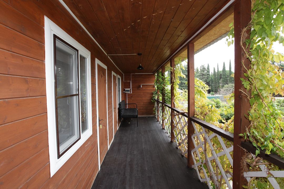 Стандартный 2-местный (с общим балконом)