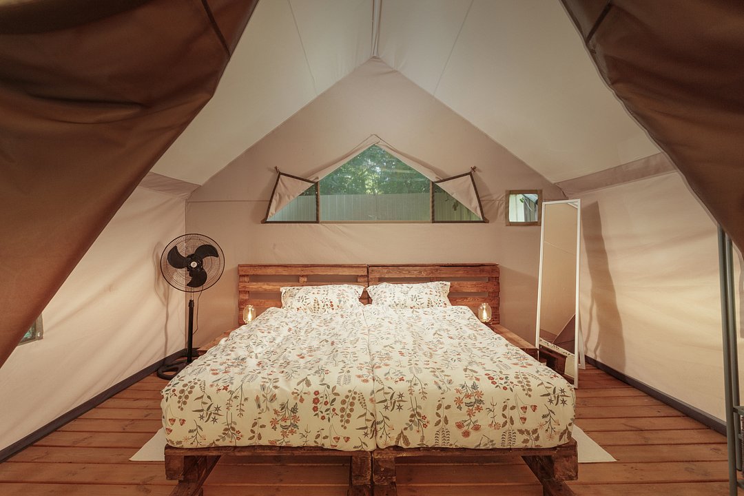 Тент-хаус Семейный 4-местный