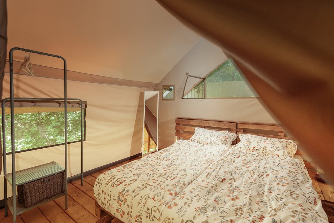 Тент-хаус Семейный 4-местный