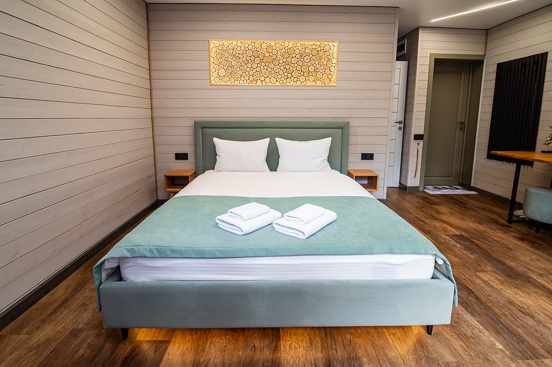 Комфорт 4-местный 1-комнатный (с балконом и видом на горы)