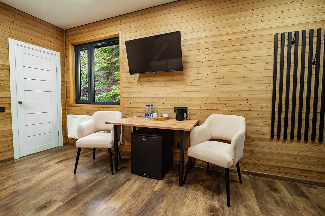 Люкс 4-местный 2-комнатный