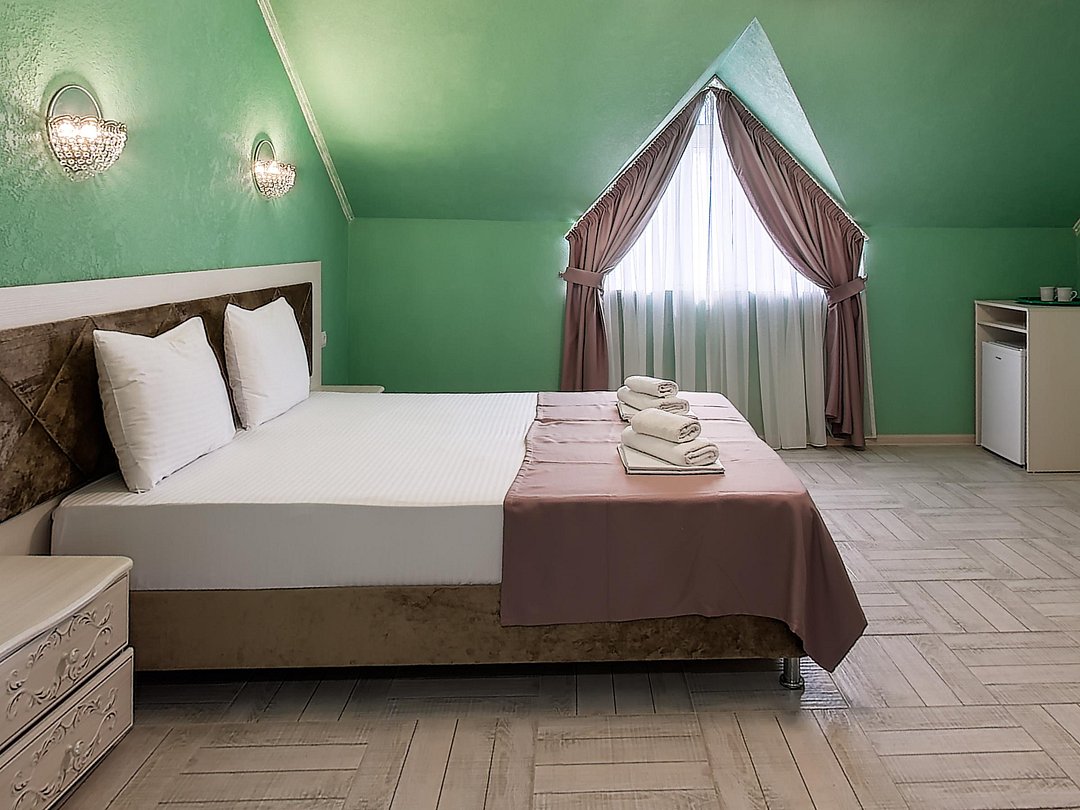 Стандартный 4-местный 1-комнатный