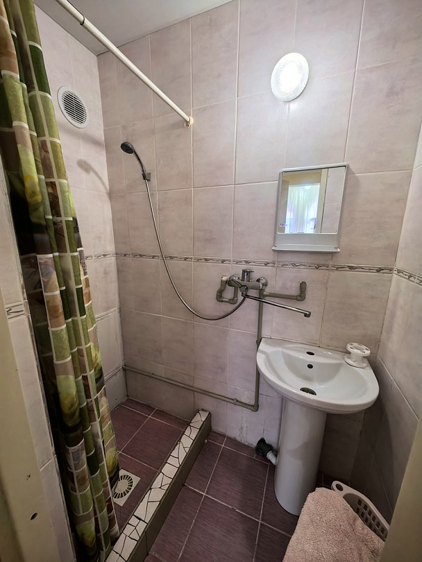 Стандартный 3-местный (двуспальная кровать и диван)