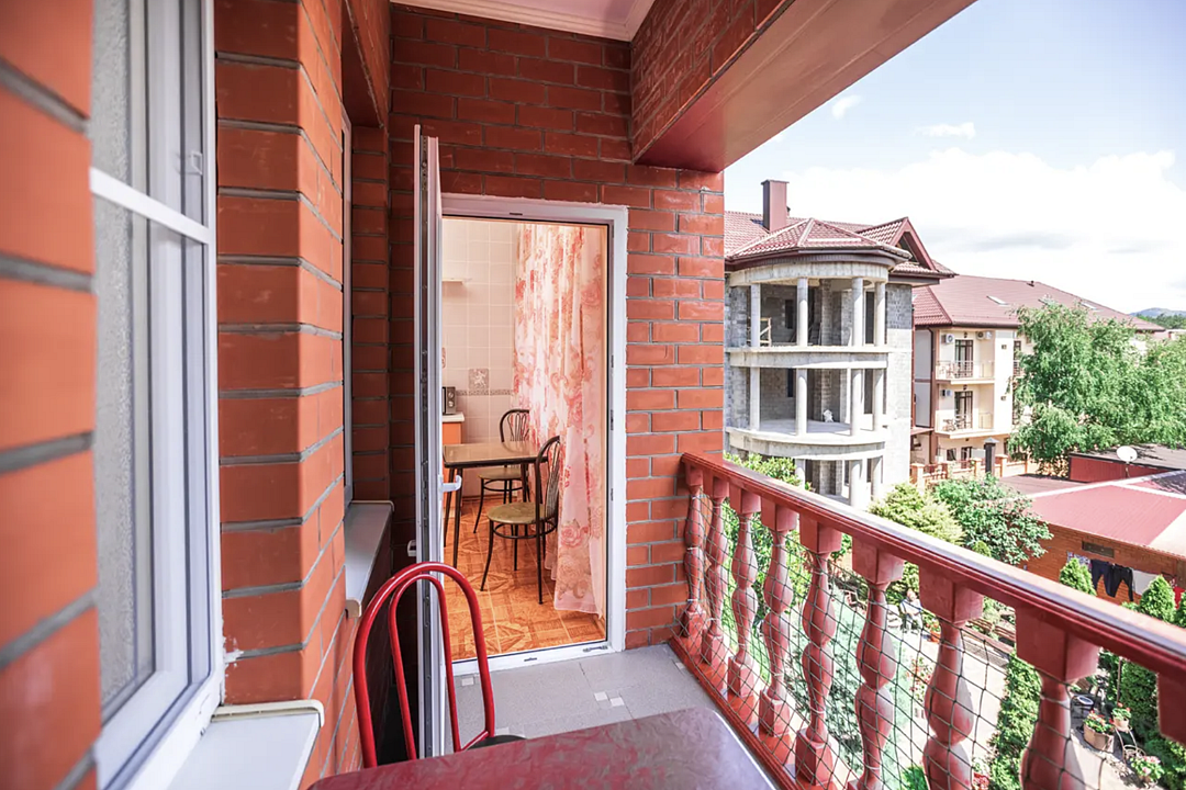 Люкс 4-местный 2-комнатный