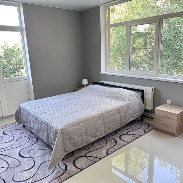 Дом 5-местный 2-этажный (с сауной)