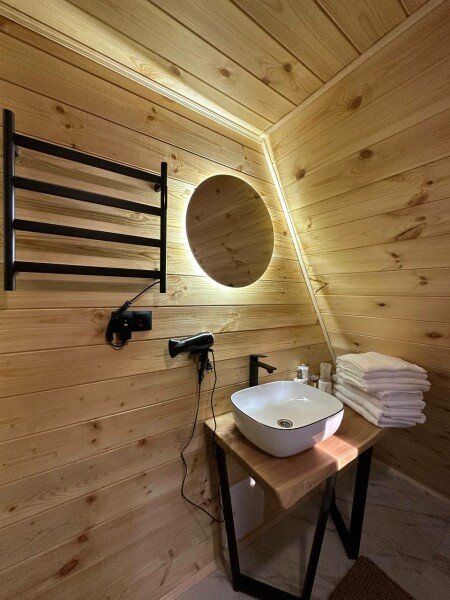 Афрейм 4-местный 2-этажный (с балконом)