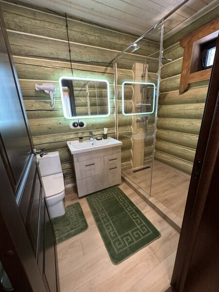 Дом 10-местный 3-комнатный Большой сруб (терраса)