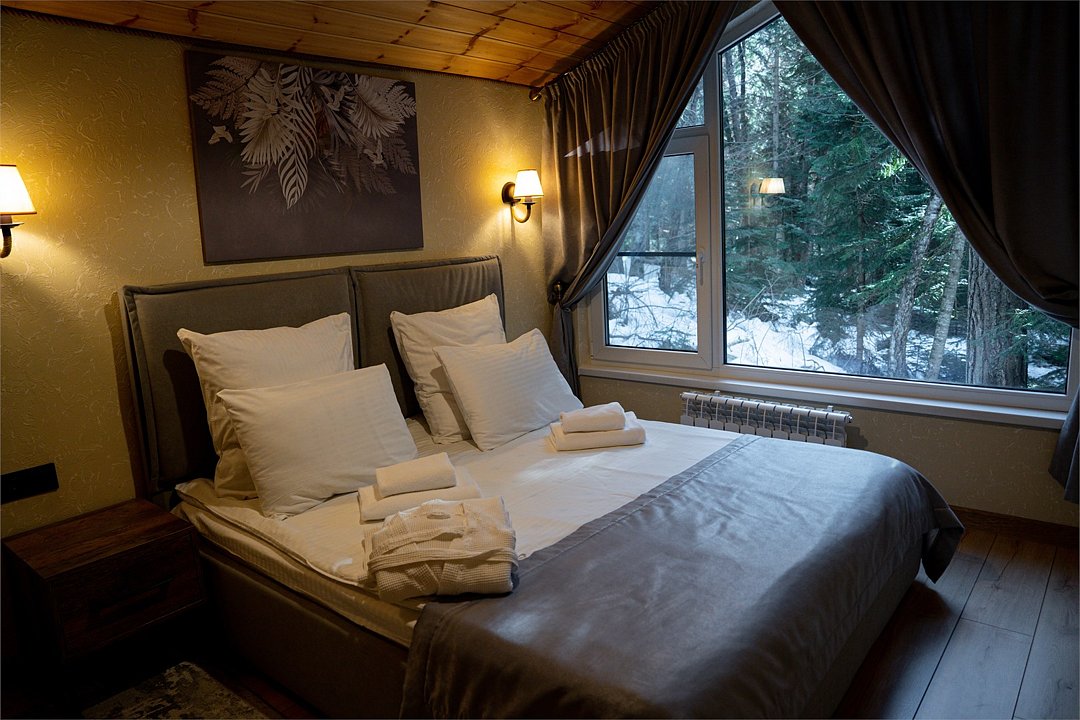 Шале 4-местный 3-комнатный (Люкс №3)