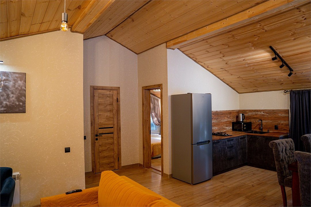 Шале 4-местный 3-комнатный (Люкс №3)