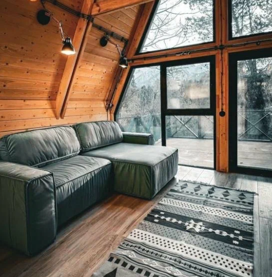 Афрейм 2-местный с видом на горы