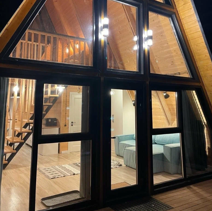 Афрейм 2-местный с видом на горы