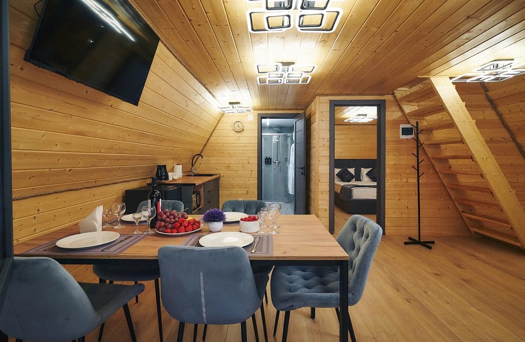 Делюкс 6-местный 2-уровневый Для большой семьи