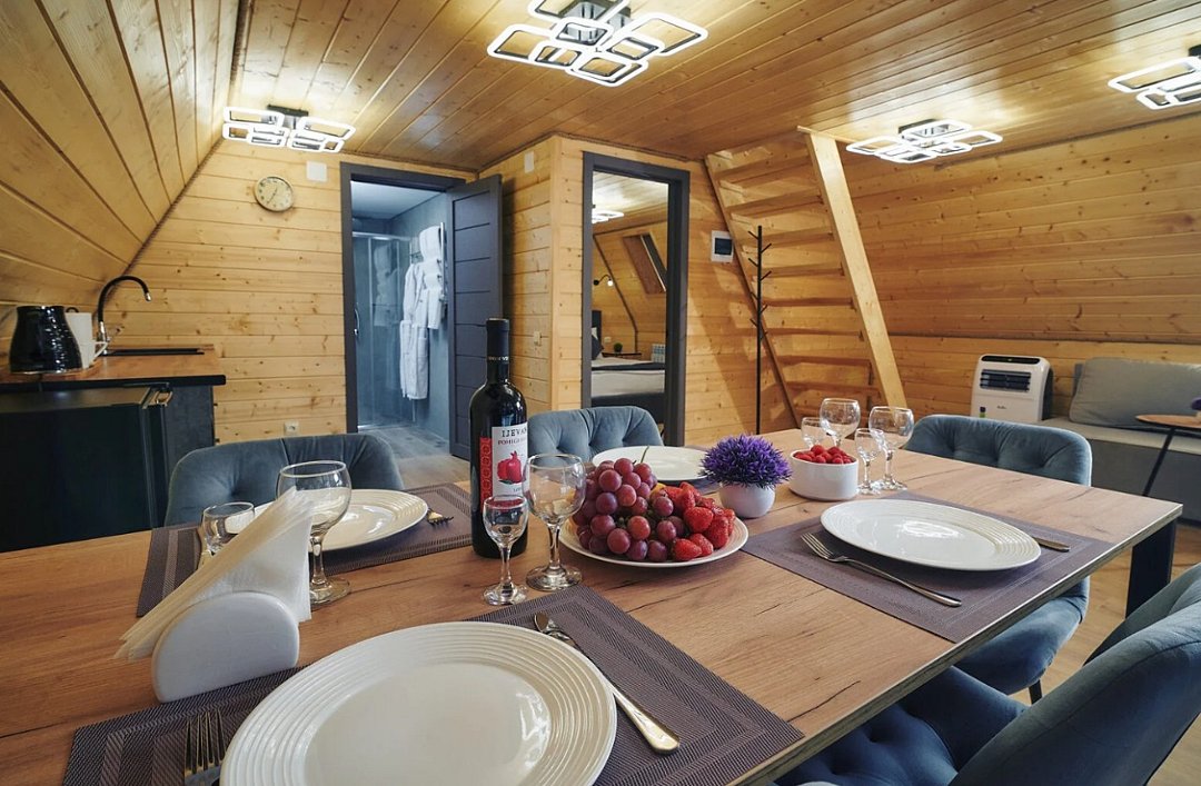 Делюкс 6-местный 2-уровневый Для большой семьи