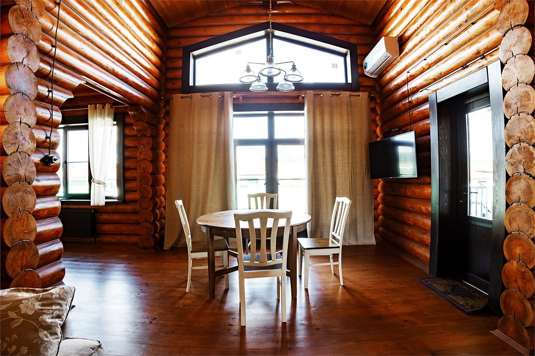 Коттедж 4-местный 3-комнатный (№12, с камином)