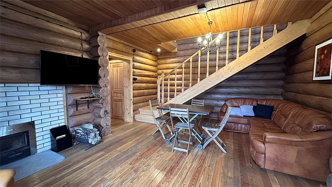 Коттедж 4-местный 4-комнатный (№1, с баней, камином и верандой)