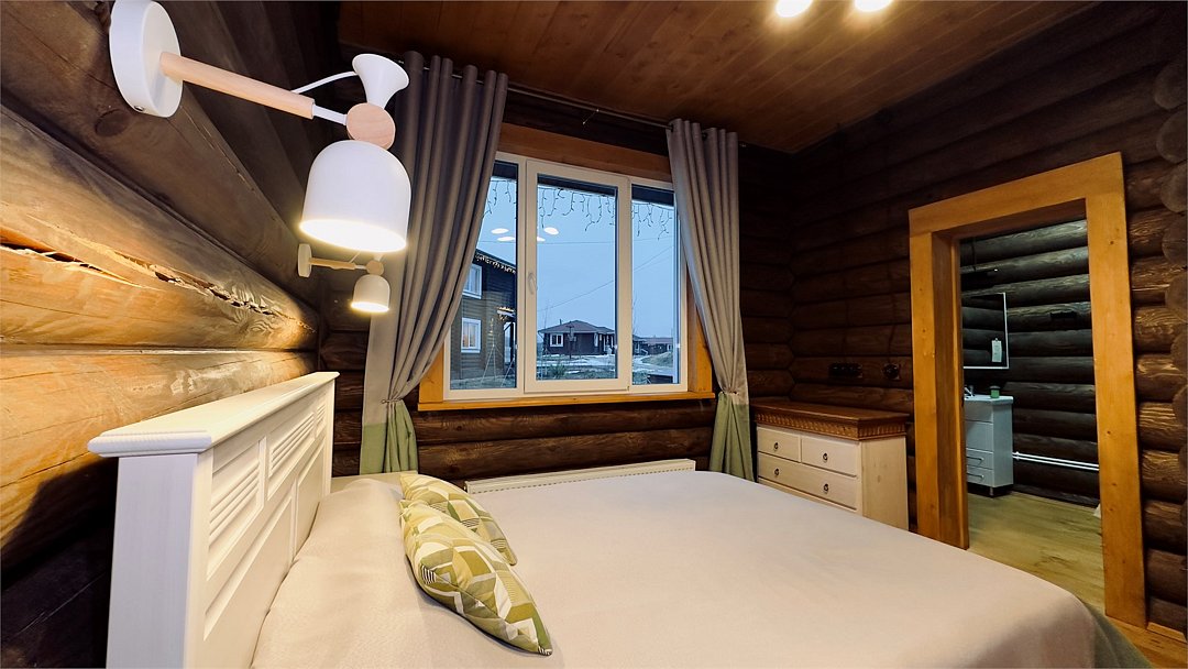 Коттедж 4-местный 4-комнатный (№7, с верандой)