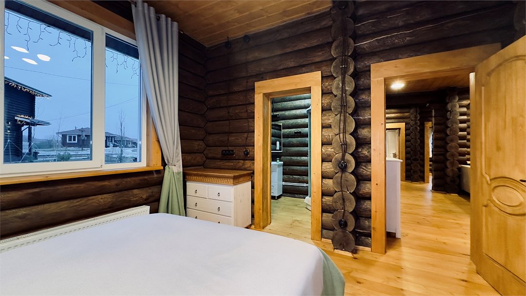 Коттедж 4-местный 4-комнатный (№7, с верандой)