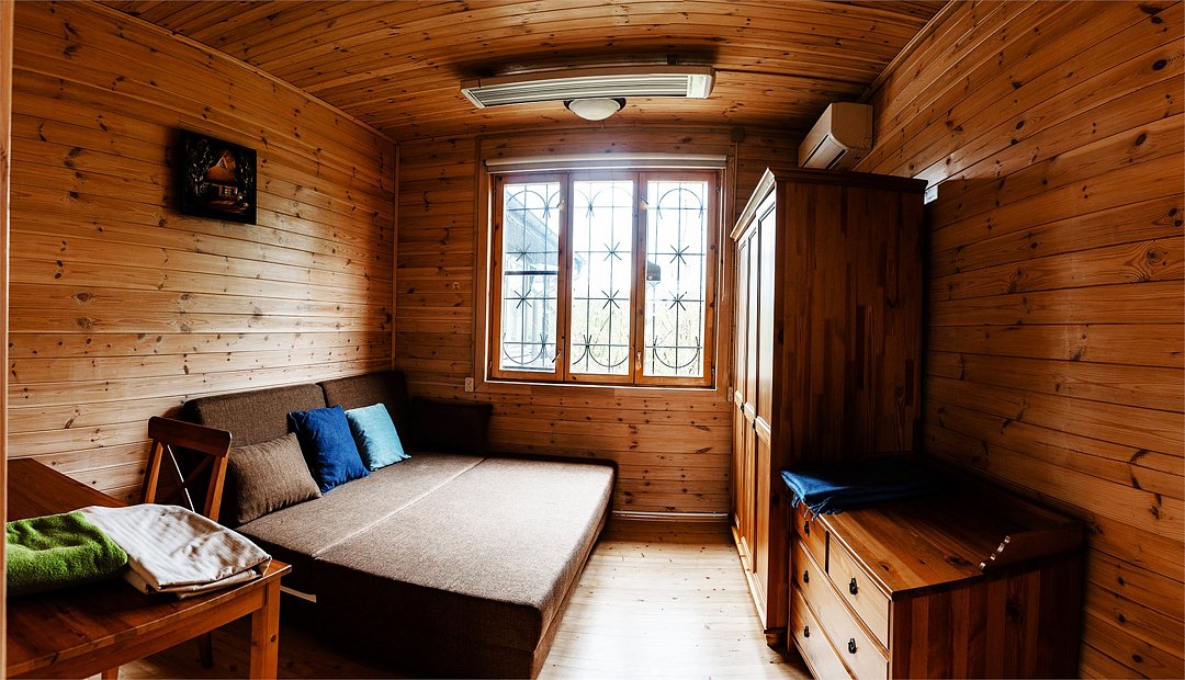 Коттедж 6-местный 6-комнатный (№2, с верандой)