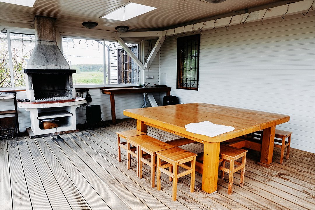 Коттедж 6-местный 6-комнатный (№2, с верандой)