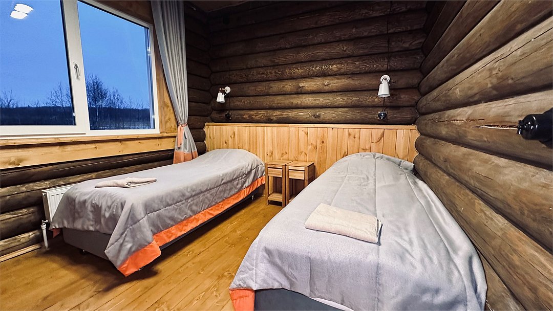 Коттедж 8-местный 5-комнатный (№8, с террасой)