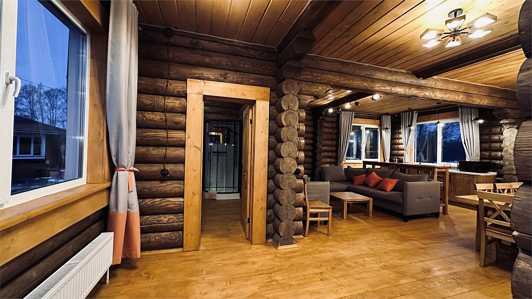 Коттедж 8-местный 5-комнатный (№8, с террасой)