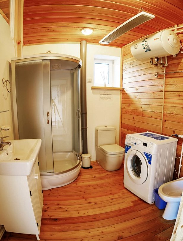 Номер 2-местный 1-комнатный (в коттедже №3, 2 этаж)