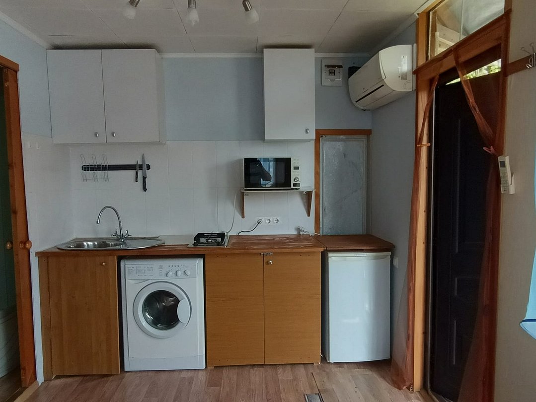 Люкс 2-местный 1-комнатный (отдельный домик)