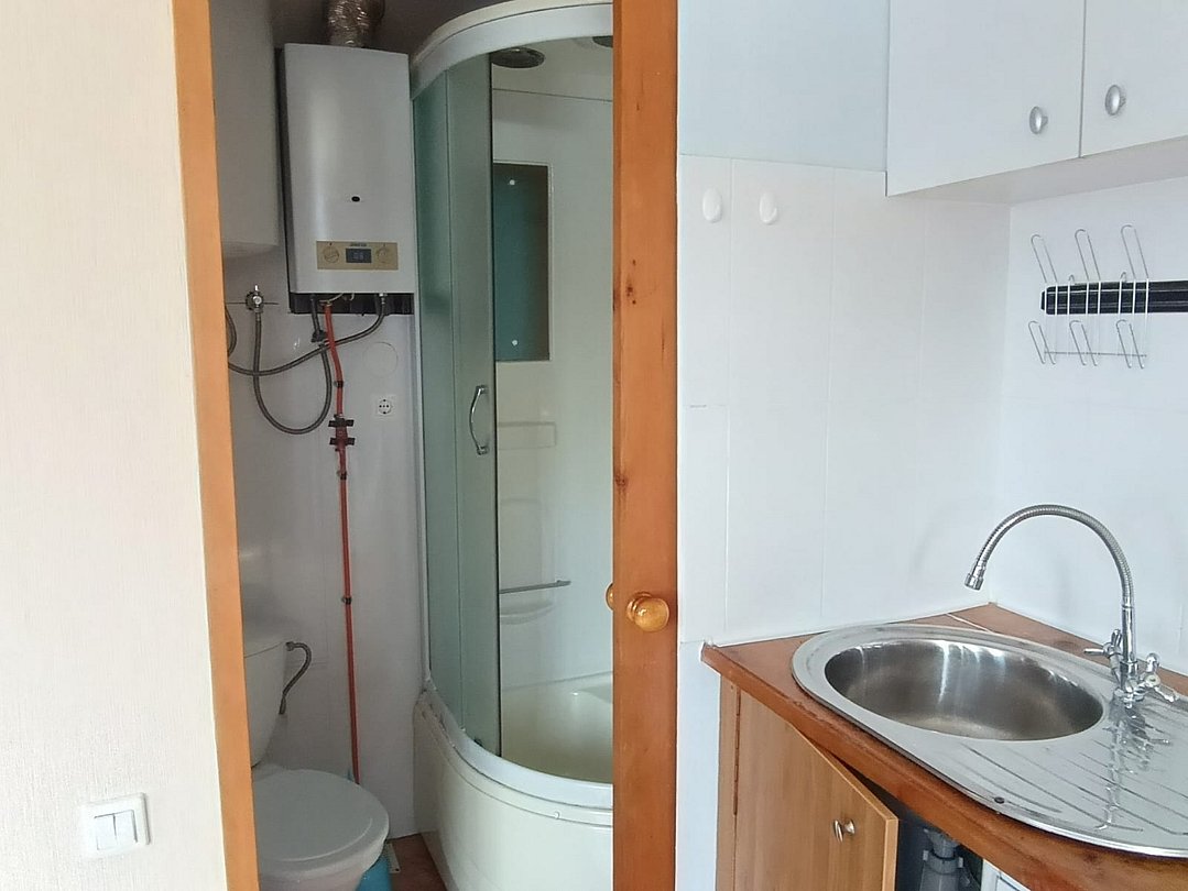 Люкс 2-местный 1-комнатный (отдельный домик)