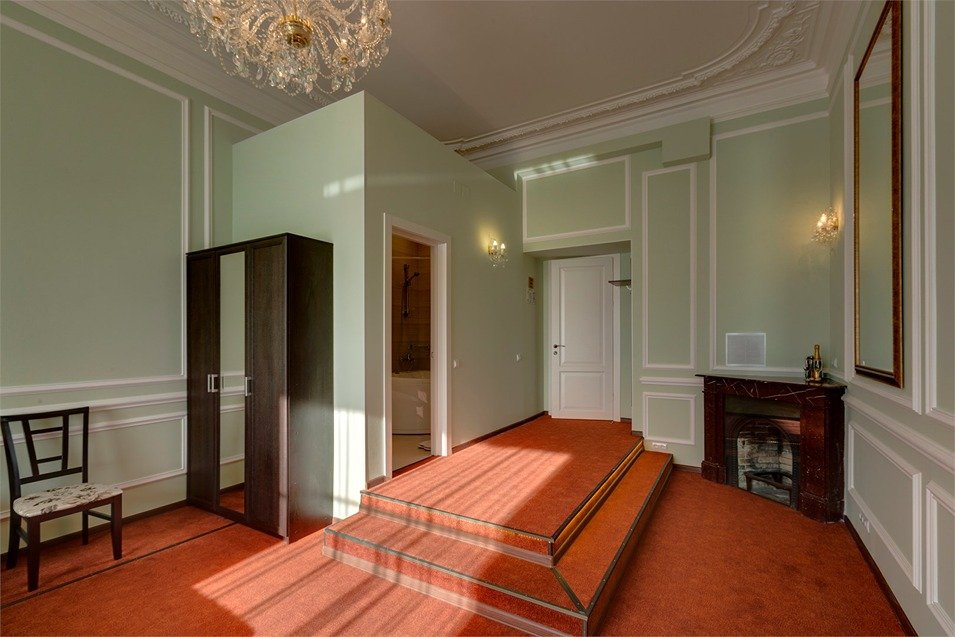 Люкс 2-местный (с гидромассажной ванной, вид на город)