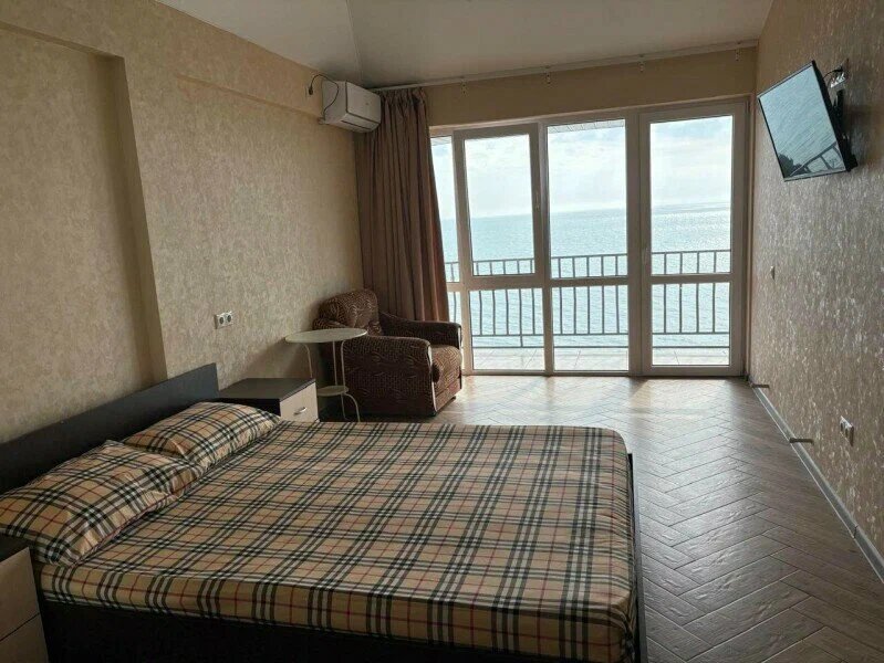 Семейный 4-местный 2-комнатный (вид на море)