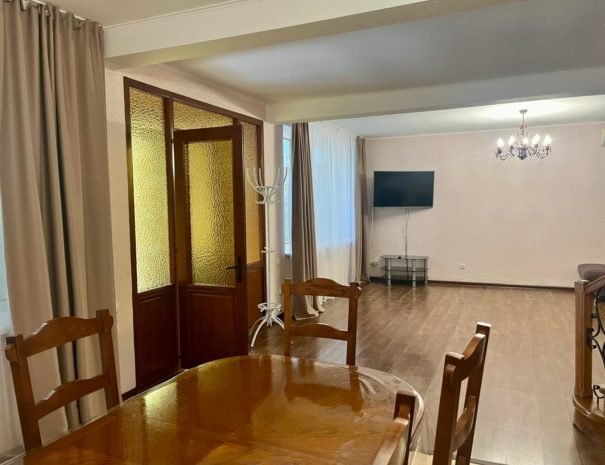 Коттедж 4-местный 6-комнатный