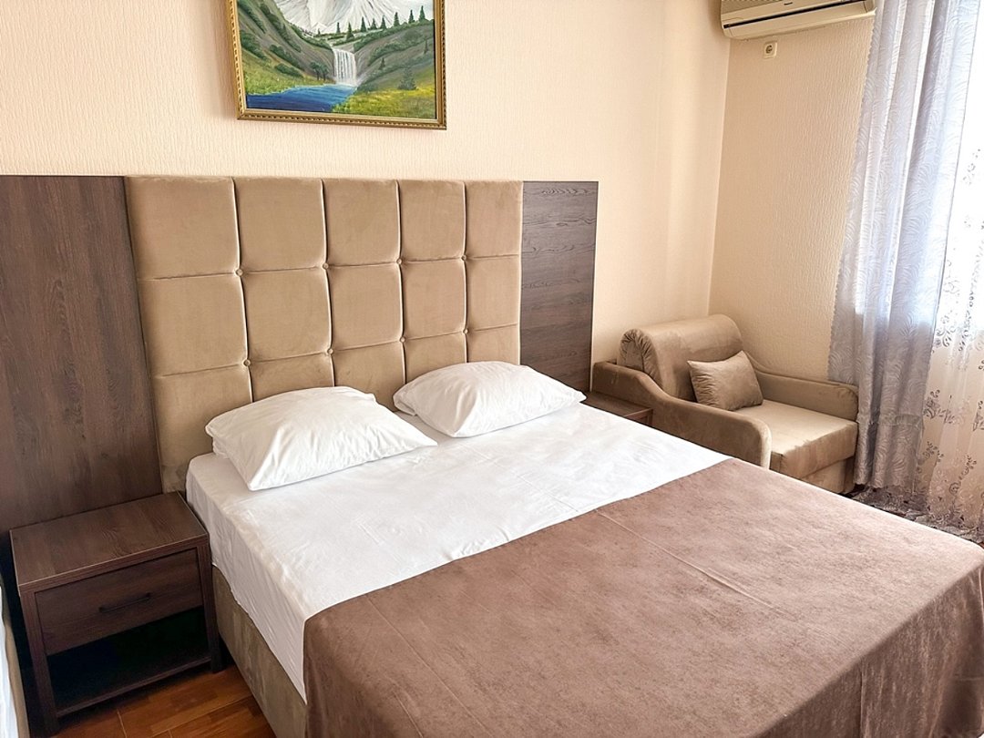 Стандартный 4-местный (с балконом)