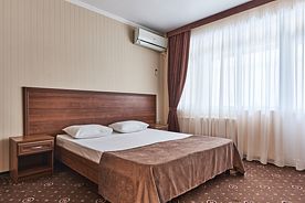 Люкс 5-местный 2-комнатный с лоджией, Гостевой дом Гранат by Sun City Hotels, Адлер