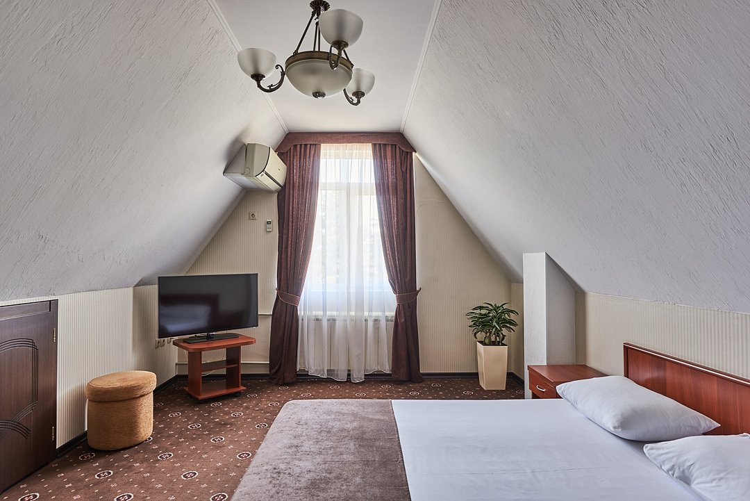 Полулюкс 4-местный 2-комнатный