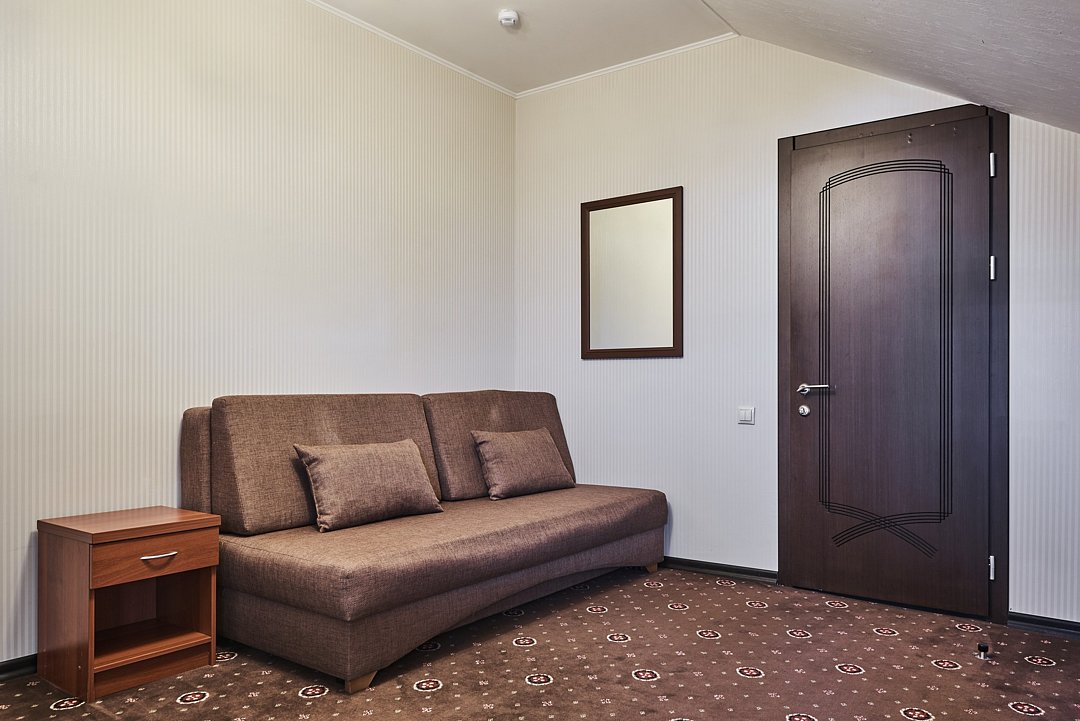 Полулюкс 4-местный 2-комнатный