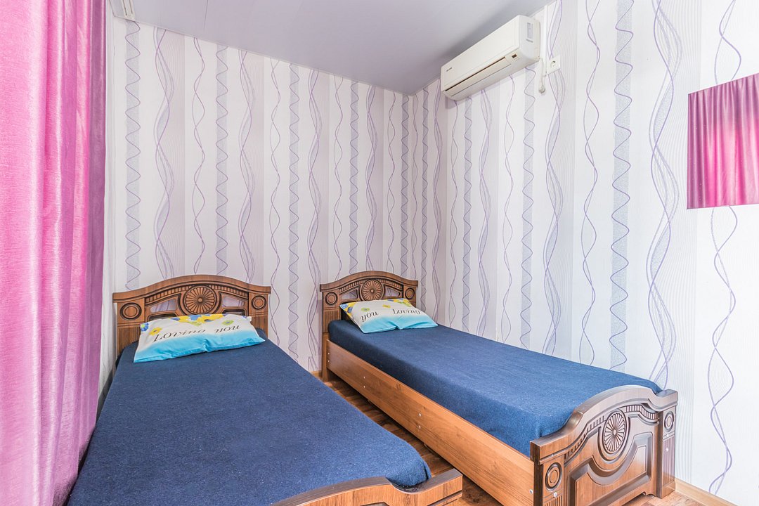 Номер 2-местный (удобства на этаже)