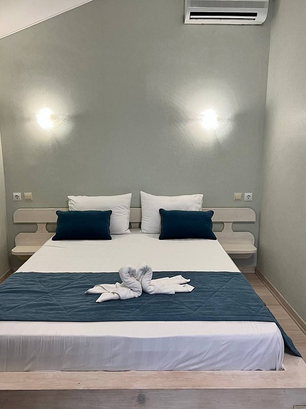 Домик Полулюкс 4-местный