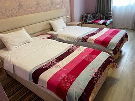 Двухместный номер с 2 отдельными кроватями и дополнительной кроватью, Гостевой дом Лаванда, Гагра