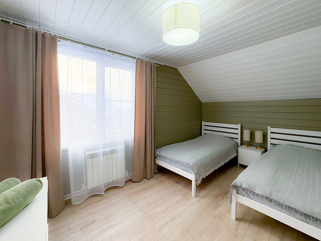 Коттедж улучшенный 10-местный (с мангальной зоной)