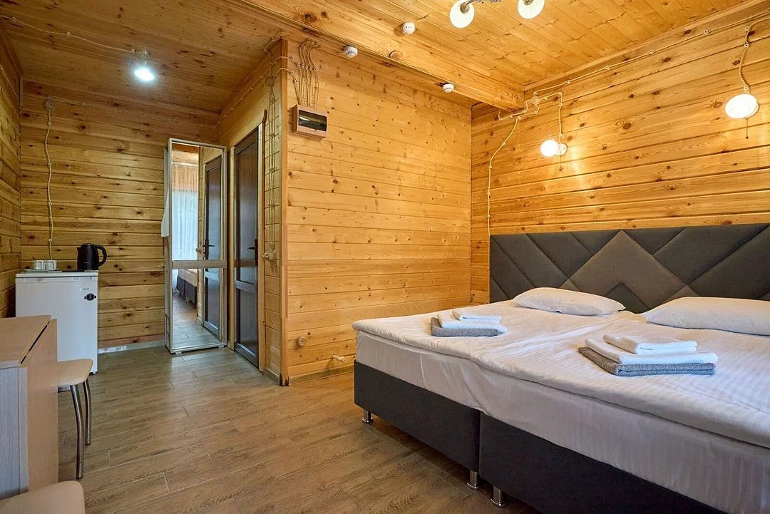 Стандартный 2-местный 1-комнатный с отдельным входом (эко-корпус, 1 этаж)