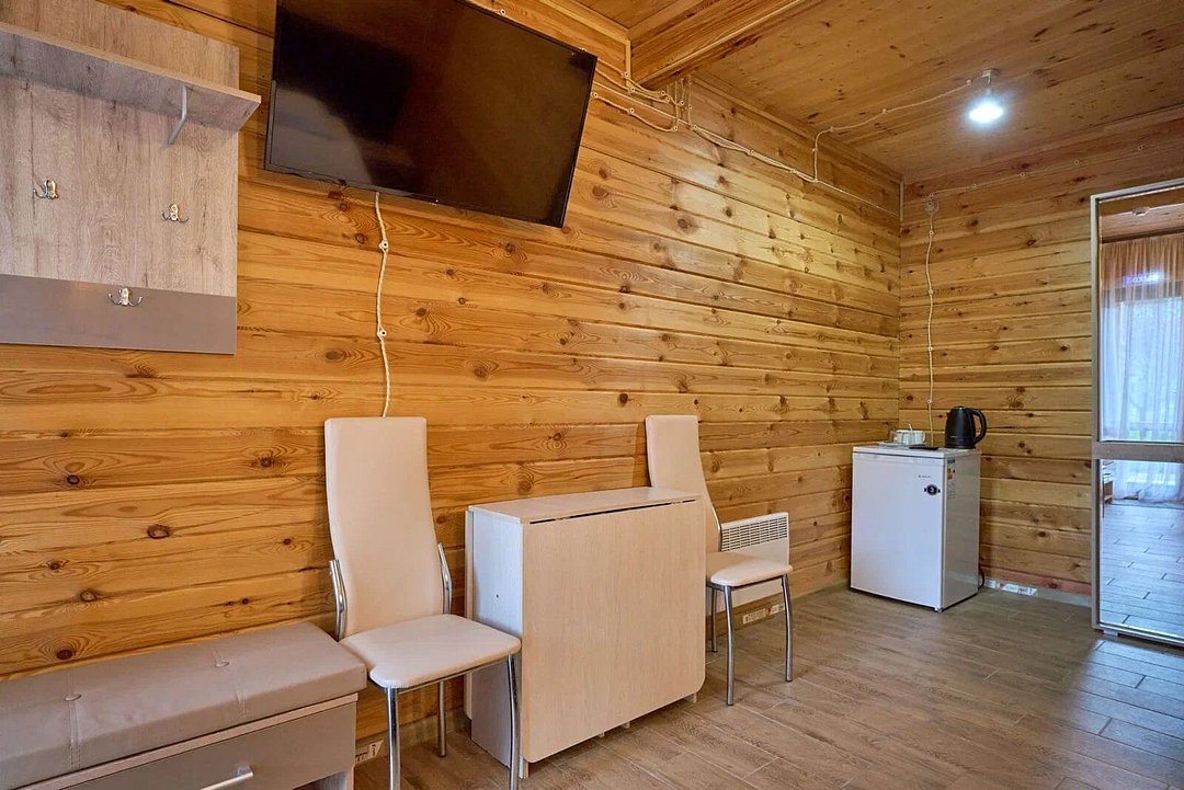 Стандартный 2-местный 1-комнатный с отдельным входом (эко-корпус, 1 этаж)