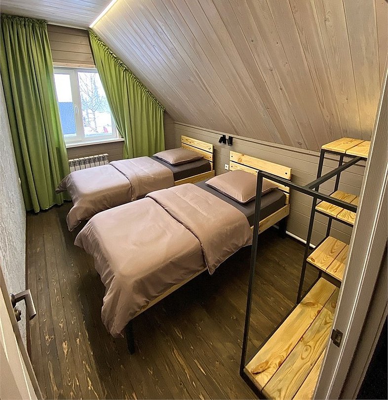 Дом 13-местный 7-комнатный