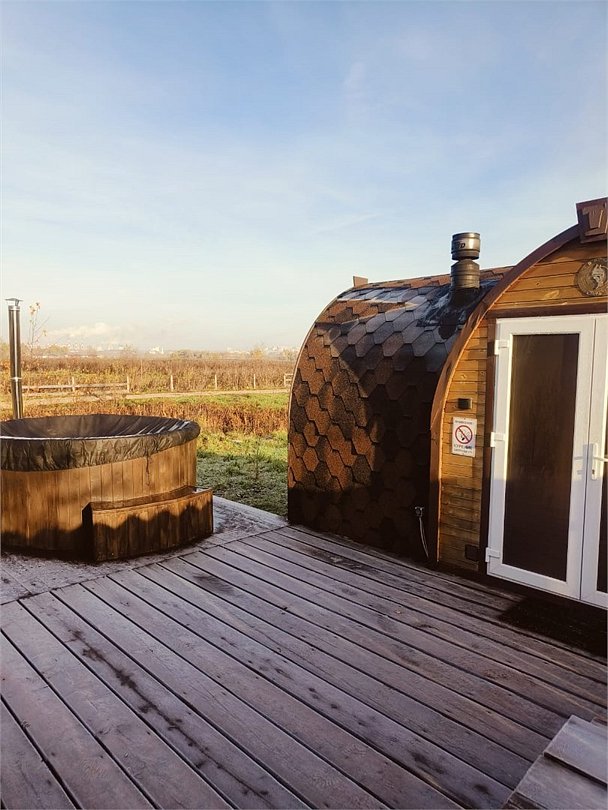 Бунгало 2-местный 1-комнатный (с баней и купелью)