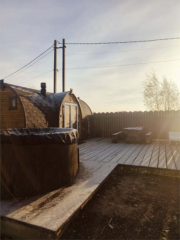 Бунгало 2-местный 1-комнатный (с баней и купелью)