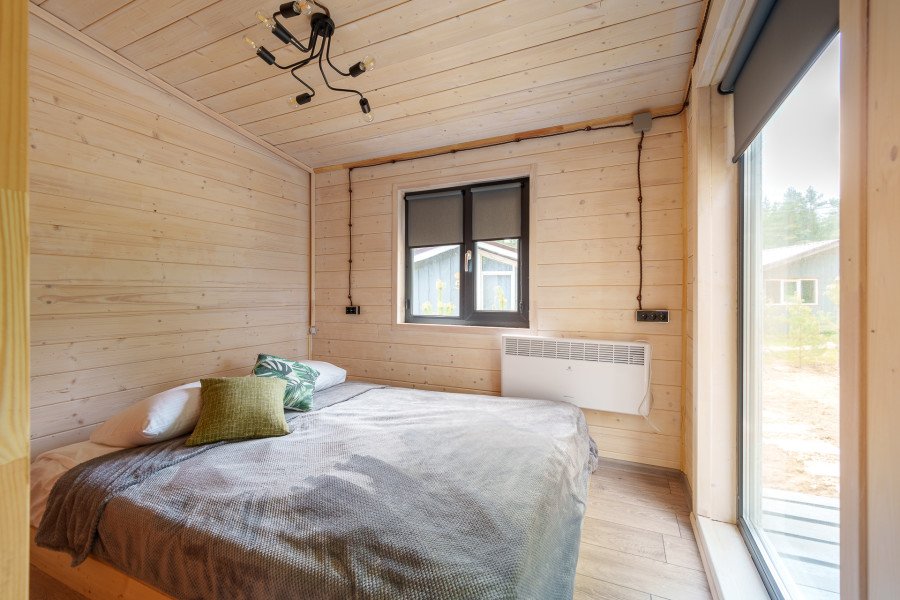 Домик у пруда 3-местный 1-комнатный (2 линия)