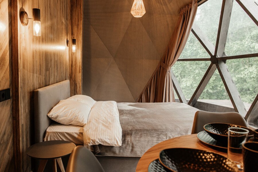 Купольный дом Premium с видом на лес