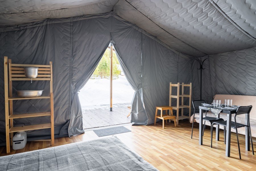 Тент-хаус 3-местный 1-комнатный (Семейный , б/у)