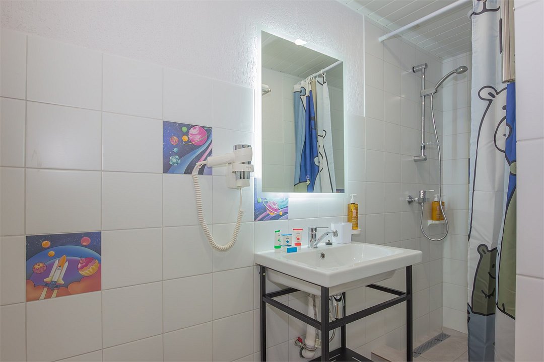 Джуниор сюит 2-местный (корпус Бурый)