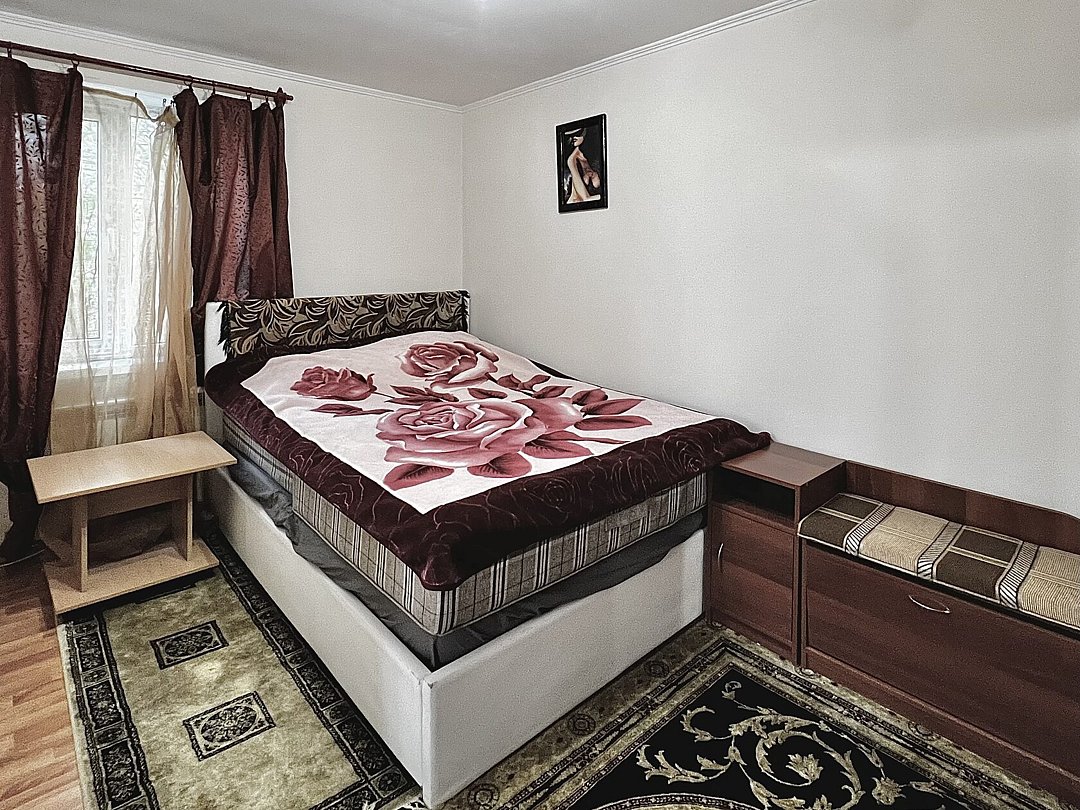 Дом 4-местный 2-комнатный (№1)